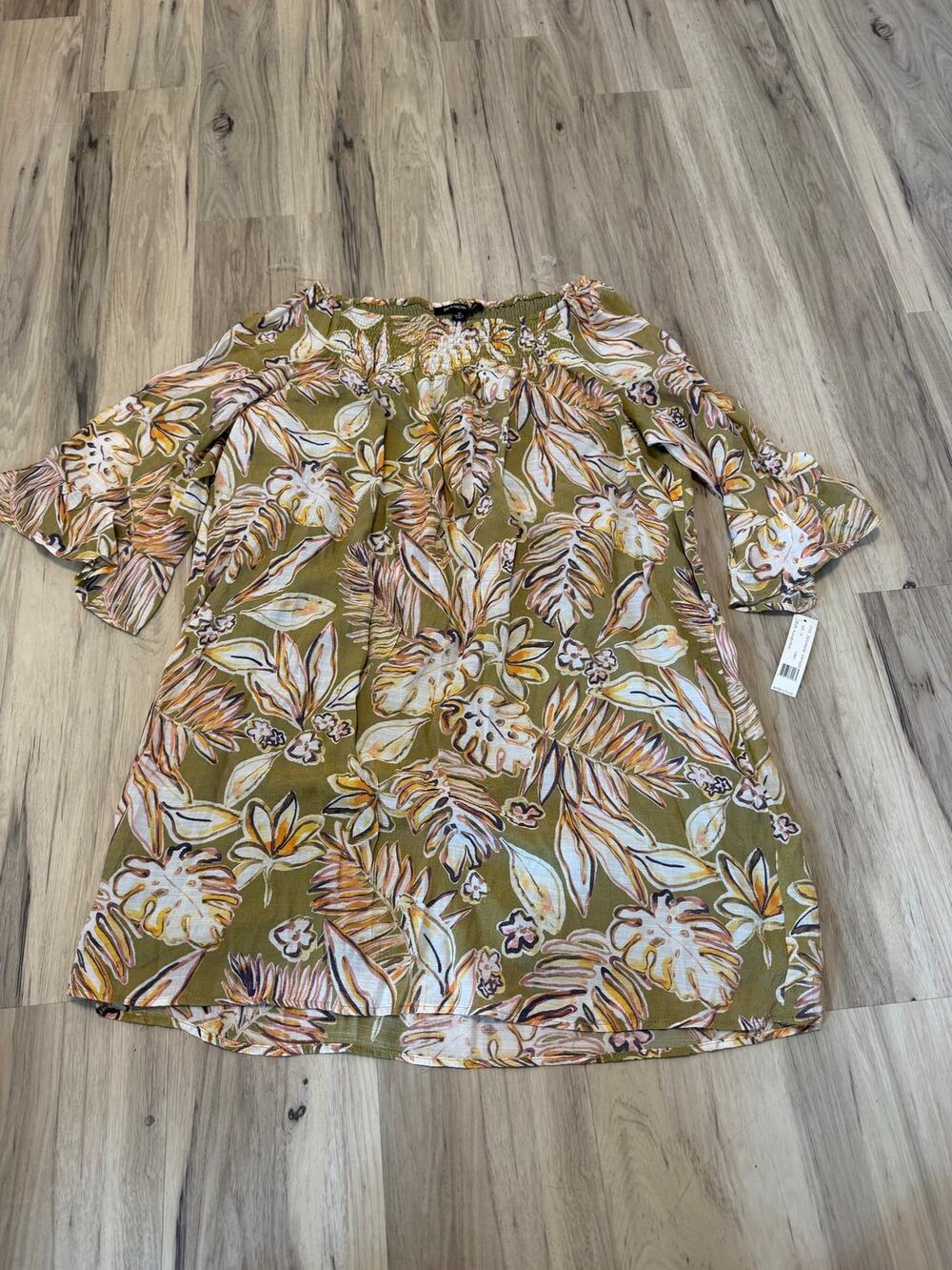 NWT Zac & Rachel 1X Tunic Top Smocked Flare Sleeve Boho Avocado Green Floral